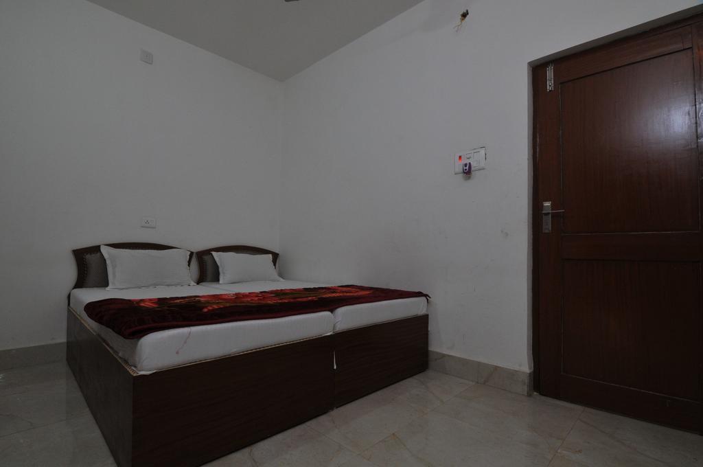 Rama Guest House Bodh Gaya Rom bilde